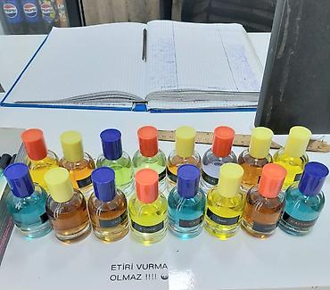 Məhsul: Qoxu yağları/parfüm esansları kolleksiyası Təsvir: - Şüşə