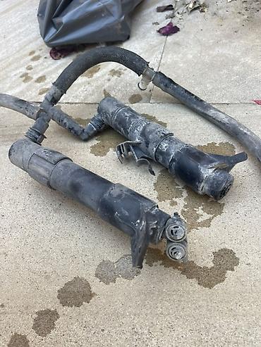 hava kampressor: Volkswagen Jetta Birinin ucluqları qırıqdır Digəri isə yaxşıdır — 1