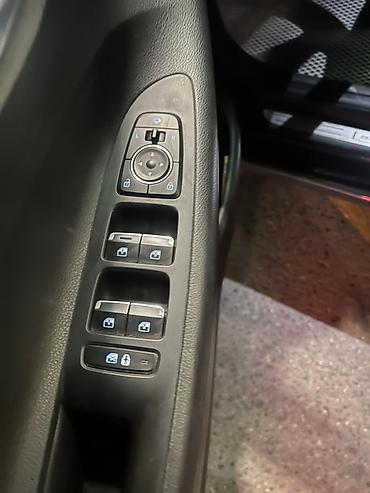 gra: Hyundai Grandeur: 2021 г., 2.4 л, Автомат, Гибрид, Седан — 7