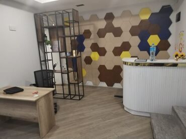 Digər kommersiya daşınmaz əmlakı: Kirayə obyekt – böyük sahəli məkan Xüsusiyyətlər: - Planlaşdırma — 9