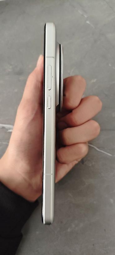 aple woth: Xiaomi, 15 Ultra, Б/у, 256 ГБ, цвет - Черный, 2 SIM — 5