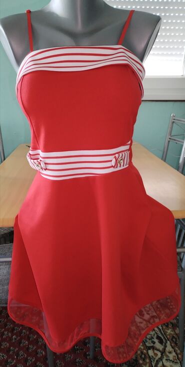 crvene haljine do koljena: M (EU 38), bоја - Crvena, Večernji, maturski, Na bretele