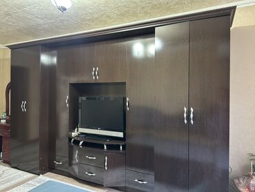 столешница в ванную комнату: Шкаф для одежды, Прямой
