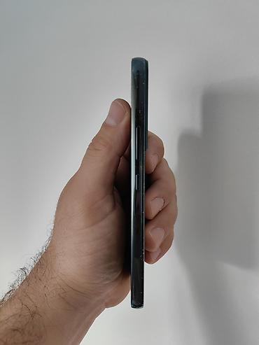 phone: Samsung S22 dual sim sim free, sa 8/128 gb memorije. Telefon ok očuvan — 3