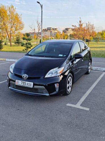 Toyota: Toyota Prius: 2014 г., 1.8 л, Автомат, Гибрид, Седан