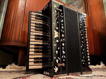 Qarmonlar: Qarmon, Akustik, Yeni, Ünvandan götürmə — 5