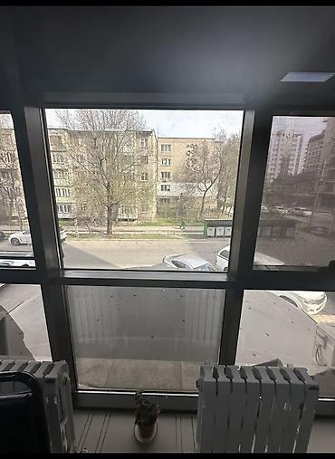 Аренда офисов: Аренда офисов, 30 м², В жилом комплексе, С оборудованием, С отдельным входом, С системой безопасности — 7