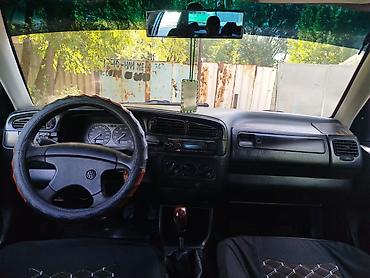 Volkswagen: Volkswagen Vento: 1993 г., 1.8 л, Механика, Бензин, Седан — 7