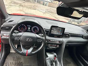jetour dashing: Hyundai Veloster: 2018 г., 1.6 л, Хэтчбэк — 5
