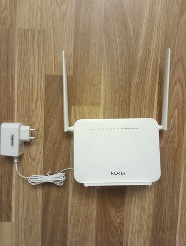 Masaüstü kompüterlər və iş stansiyaları: Modem Nokia
karobkasi var.
tam işlekdir