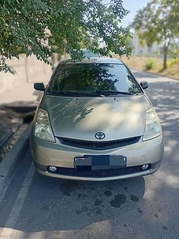 corolla 2016: Toyota Prius: 2004 г., 1.5 л, Вариатор, Гибрид, Хэтчбэк — 1