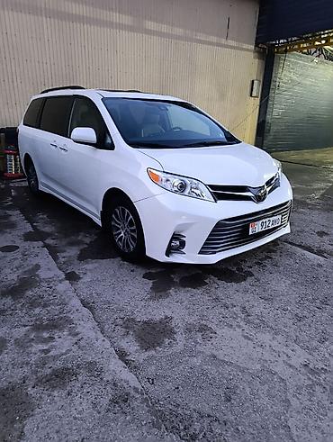 Toyota: Toyota Sienna: 2020 г., 3.5 л, Автомат, Бензин, Минивэн — 10