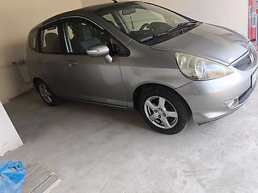 гакаён машина: Honda Jazz: 2008 г., 1.3 л, Механика, Бензин, Хэтчбэк — 2