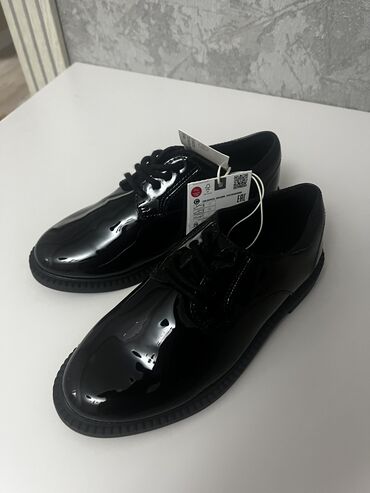 туфли военные: Продаю мальчиковые туфли Zara 29 размера. Моему сыну оказались малы