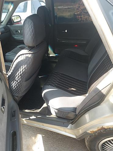 боковая: Mazda 626: 1991 г., 2 л, Автомат, Бензин, Седан — 7