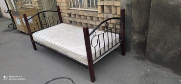 taxta qapi sekilleri: Односпальная кровать, Без подьемного механизма, С матрасом, Без выдвижных ящиков