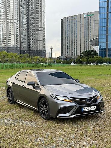 краун 2023: Toyota Camry: 2023 г., 2.5 л, Гибрид, Кроссовер — 6