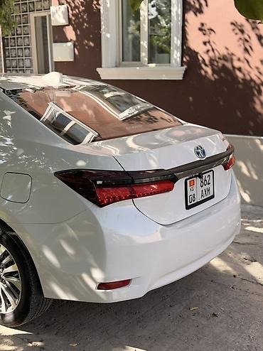 китайский мини машина: Toyota Corolla: 2020 г., 1.8 л, Автомат, Бензин, Седан — 3