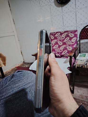 oukıtel: Oukitel WP35 – 5G möhkəm smartfon Xüsusiyyətlər: - Model: Oukitel — 6