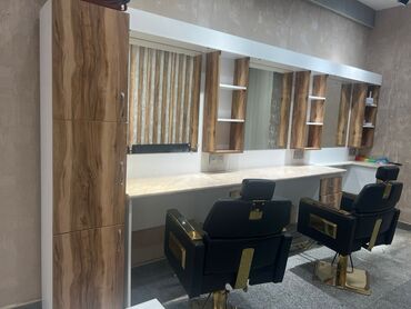 Divanlar: Salon mebeli ve 2 kreslo birlikde 900azn. 2 ay islenib. Unvan xirdalan