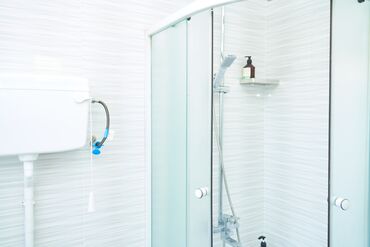 Посуточная аренда комнат: 305 м², С мебелью — 11