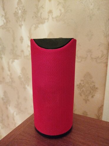 Микрофоны: Новый Колонка, Тип - Портативная, цвет - Красный