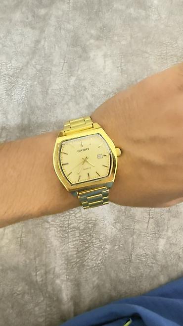saat romanson: CASIO klassik kvarç qol saatı - Korpus və qolbaq: Qızılı rəngdə — 3