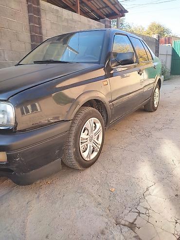 mersedes g class: Volkswagen Vento: 1993 г., 1.8 л, Механика, Бензин, Седан — 3