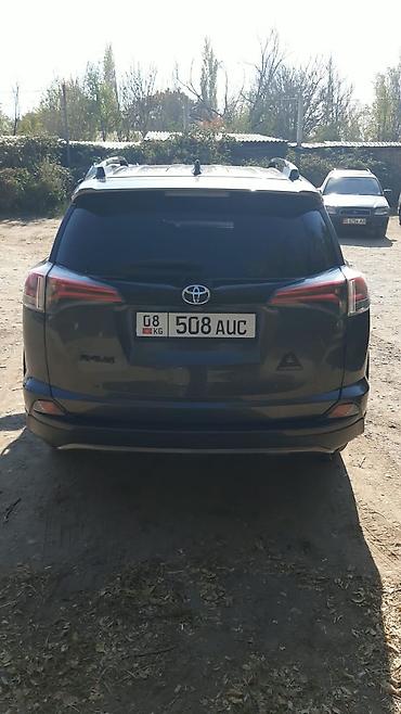 аш рв: Toyota RAV4: 2018 г., 2.5 л, Автомат, Бензин, Внедорожник — 3