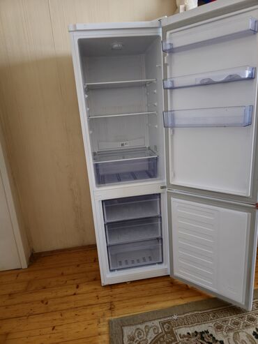 xaladen: 2 двери Beko Холодильник Продажа, цвет - Белый