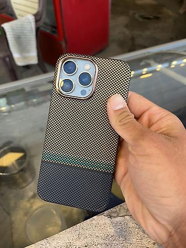 ikinci el ayfon 12 pro max: IPhone 15 Pro Max, 256 GB, Gümüşü, Barmaq izi, Simsiz şarj, Face ID — 2