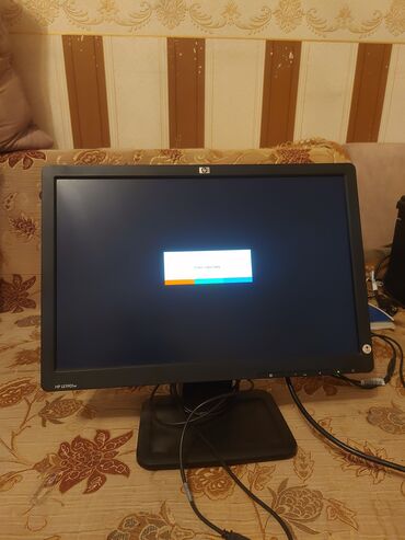 Настольные ПК и рабочие станции: HP LE1901w LCD monitor ela veziyyetdedir - Ekran ölçüsü: 19 düym