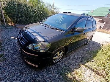 e60 m5: Toyota Ipsum: 2002 г., 2.4 л, Автомат, Бензин, Минивэн — 3