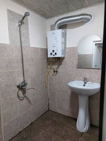 Köhnə tikili: Bakı, 8-ci kilometr, 1 otaqlı, Köhnə tikili, m. Neftçilər, 35 kv. m — 9