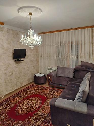 Yeni gunewli qes d massivi 9/9 mertebesi 1 otaq 2 duzelme ev kiraye