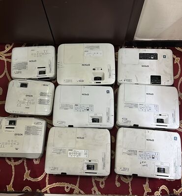 Proyektorlar: İşlənmiş Proyektor Epson, Pulsuz çatdırılma, Rayonlara çatdırılma, Ünvandan götürmə — 17