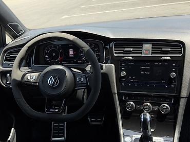 гольы 2: Volkswagen Golf R: 2019 г., 2 л, Робот, Бензин, Хэтчбэк — 10