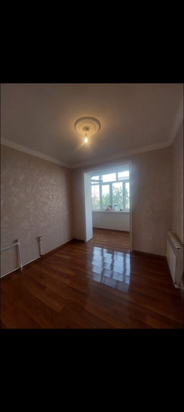 Yeni tikili: Gəncə şəhəri Dəyirman dairəsi Bol market və Baku electronicslə üzbəüz — 4