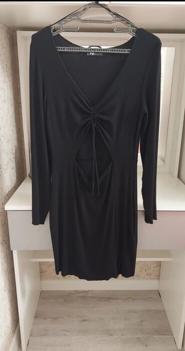 Çəngəllər: Ziyafət donu, Mini, XL (EU 42)