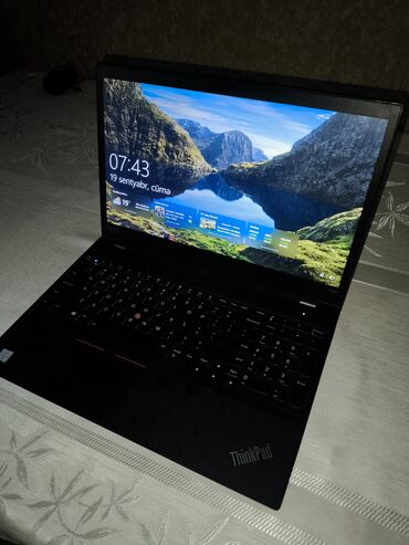 Другие ноутбуки и нетбуки: Lenovo ThinkPad T590 noutbuku Xüsusiyyətlər: - 15.6" ekran (biznes