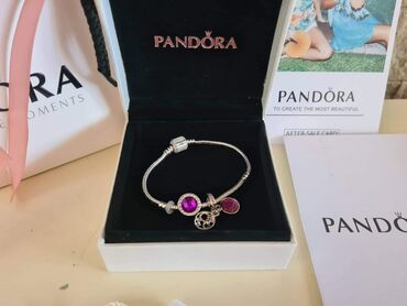 Narukvice: Vel 17.18.19.20
3,700 din na lalafo.rs — 6 Narukvice: Vel 17.18.19.20
3,700 din — 6