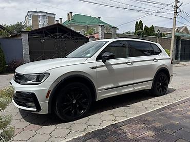 tiguan: Volkswagen Tiguan: 2020 г., 2 л, Бензин, Кроссовер — 6