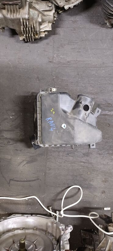 воздушный фильтр камаз: Toyota RAV-4, корпус воздушного фильтра, есть недочёты по креплениям