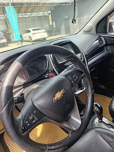 лабавой матиз: Chevrolet Spark: 2016 г., 1 л, Вариатор, Бензин — 10