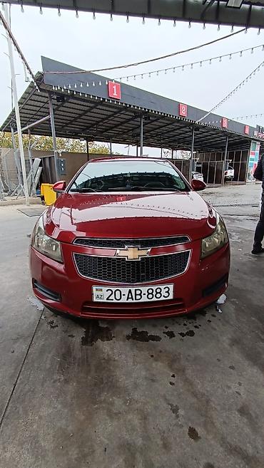 masin satis sayti: Chevrolet Cruze sedan – qırmızı rəng - Kuzov: 4 qapılı sedan, parlaq — 1