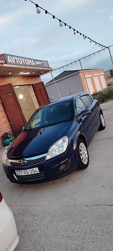 Opel: Opel Astra H – 5 qapılı hetçbek - Kuzov: tünd mavi, hetçbek, arxa — 12