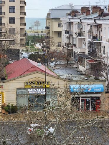 Köhnə tikili: Bakı, Ağ şəhər, 2 otaqlı, Köhnə tikili, m. Xətai, 53 kv. m