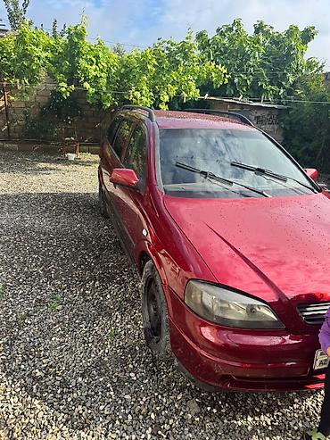 opel astra benzin: Opel Astra Caravan (Universal), qırmızı gövdə yalnız kredetlə — 6