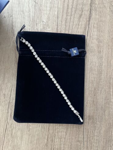 qizil halqa qolbaqlar: Браслет, Swarovski, Самовывоз