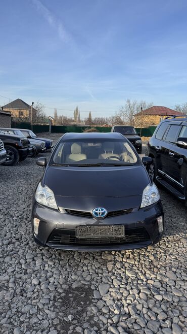 Toyota: Toyota Prius: 2012 г., 1.8 л, Вариатор, Гибрид, Седан